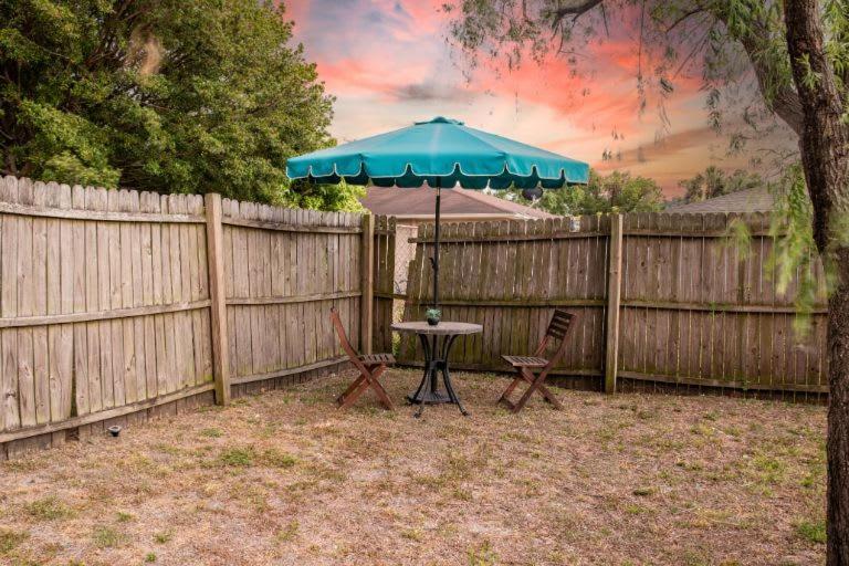 Upscale Ybor House With Outdoor Living Space Tampa Bagian luar foto
