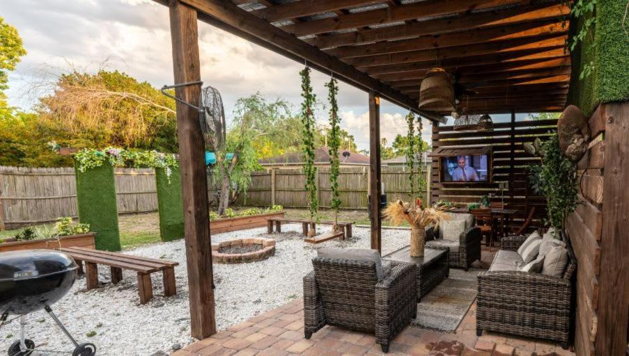 Upscale Ybor House With Outdoor Living Space Tampa Bagian luar foto